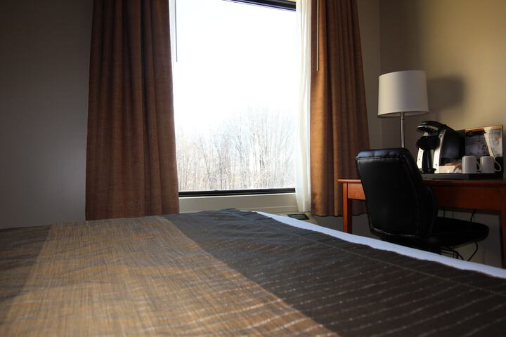 Room 64 of 108
