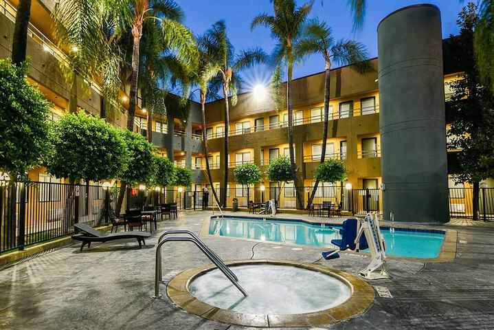 Pool 3 of 26
