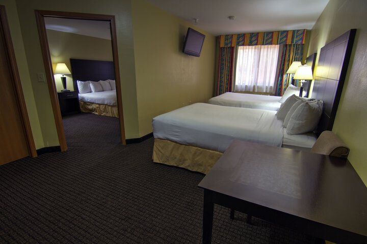 Room 38 of 62
