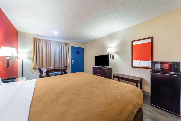 Room 15 of 21
