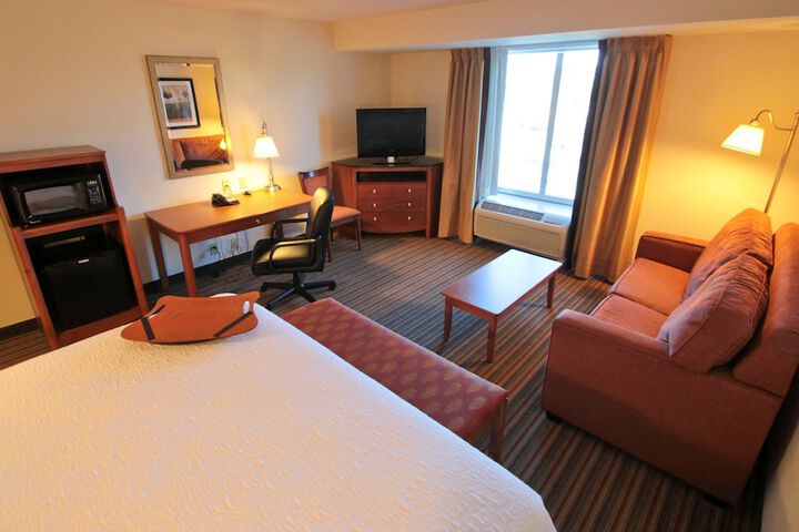 Room 17 of 35