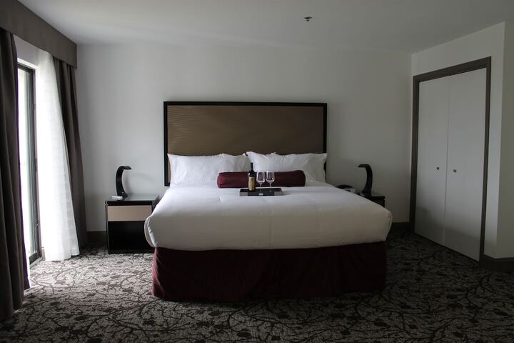 Room 35 of 52