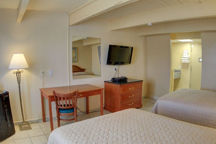 Room 17 of 25