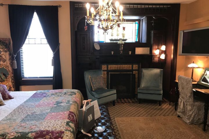 Vandiver Inn