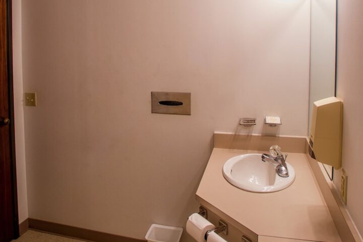Room 38 of 46