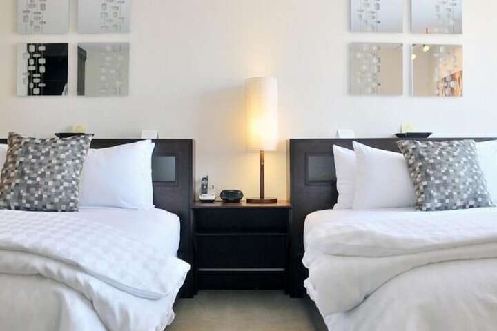 Room 10 of 26