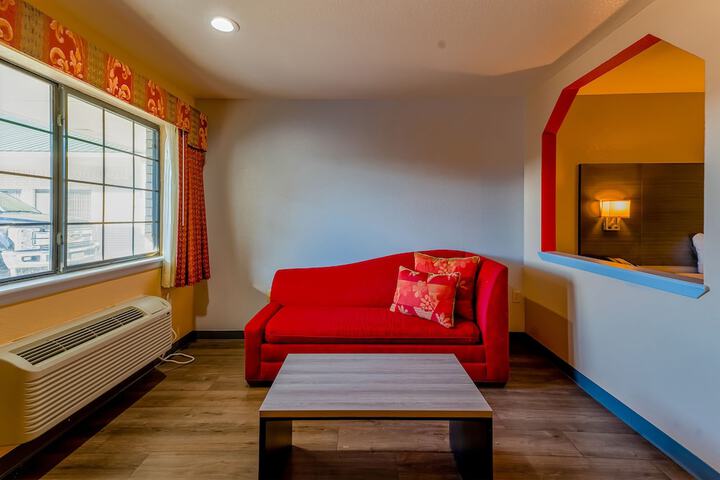 Room 16 of 49