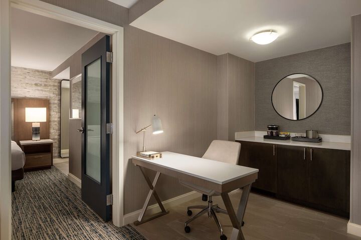 Room 34 of 121
