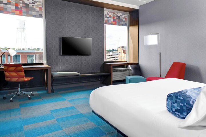 Room 20 of 40
