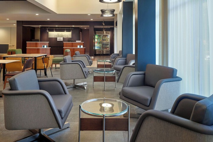 Courtyard by Marriott Atlanta Airport South / Sullivan Road