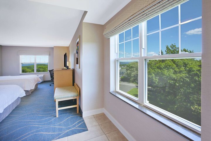 Room 40 of 87