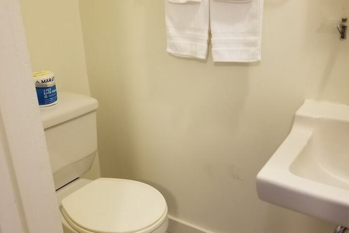 Room 15 of 44