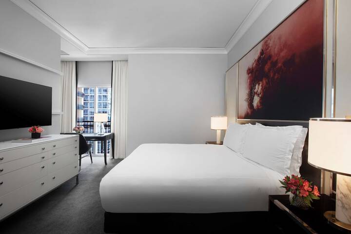 Room 77 of 213