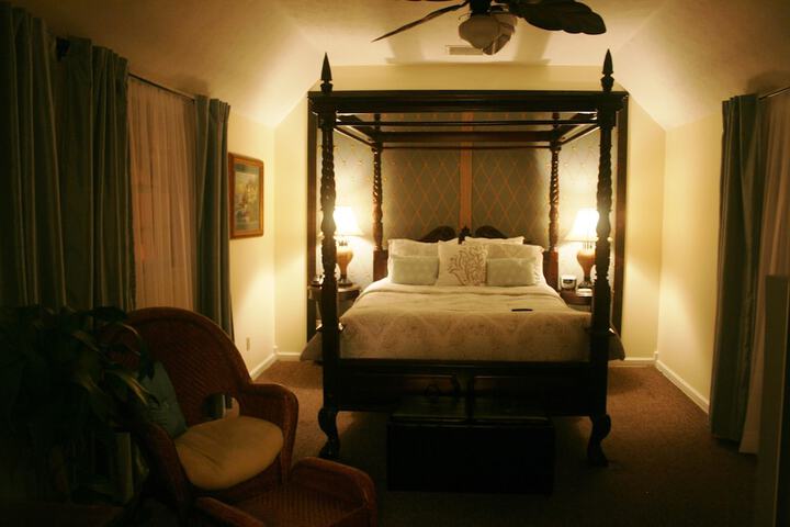 Room 24 of 39