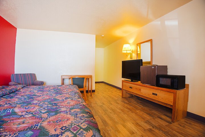Room 30 of 54