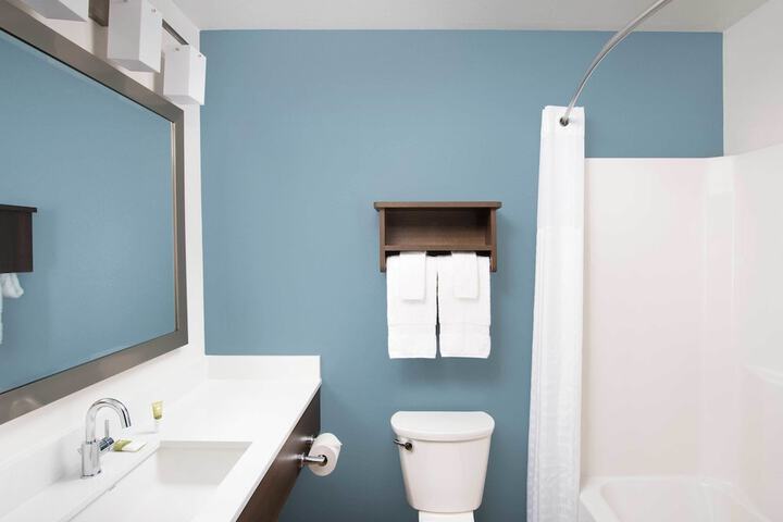WoodSpring Suites Lake Jackson