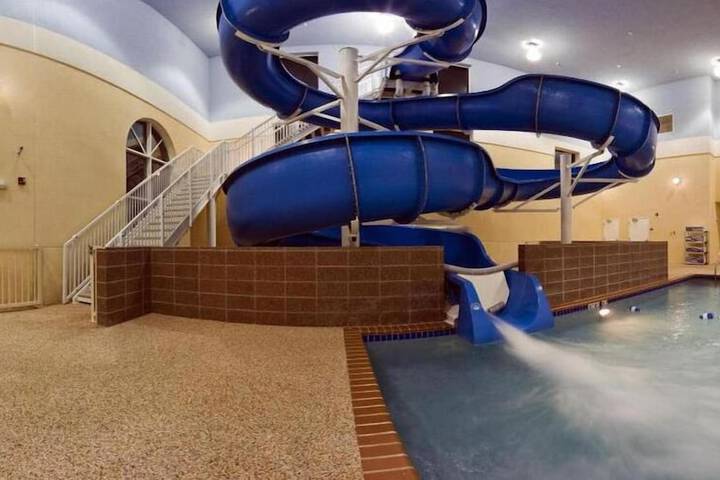 Garner Hotel Brookings by IHG