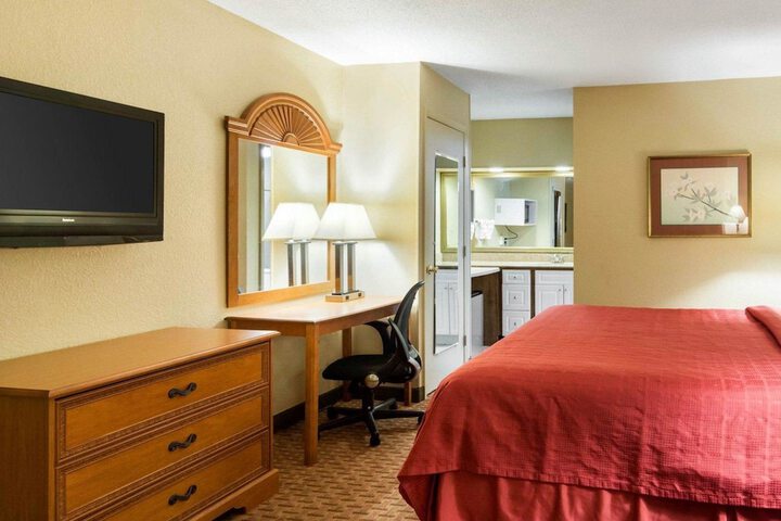 Quality Inn South Hill I-85