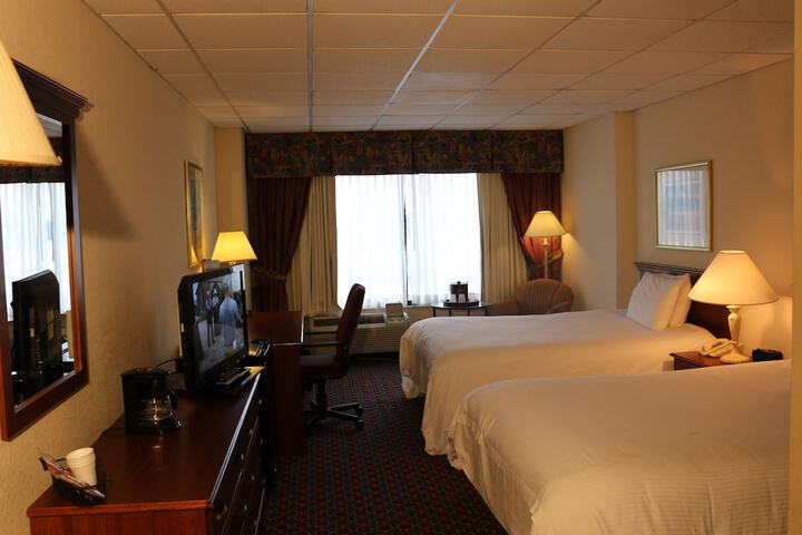 Room 8 of 24