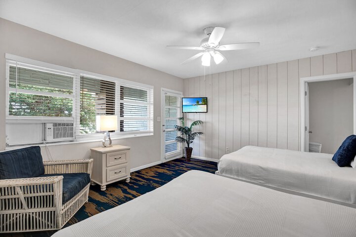 Room 42 of 206