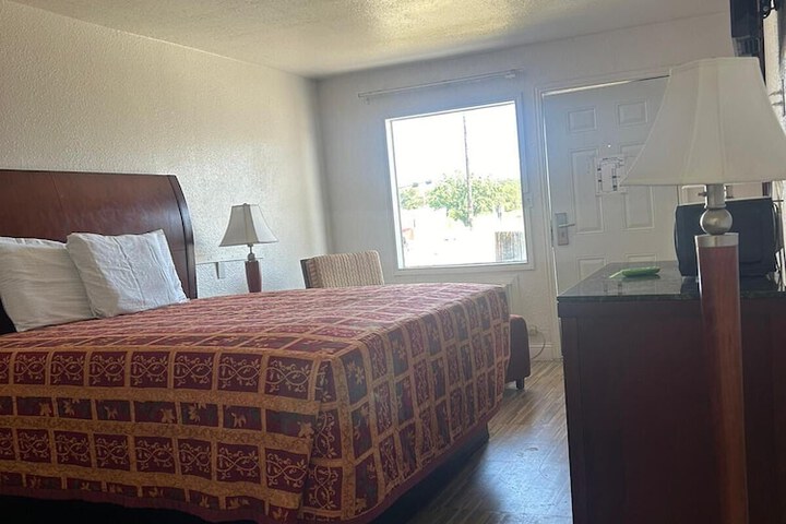 Room 57 of 65