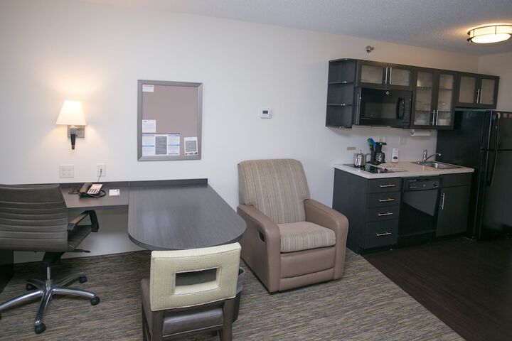 Room 62 of 74