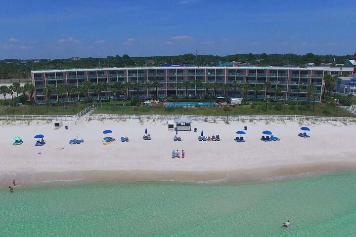 Hotel 3 of 34