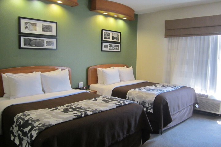Clarion Pointe Albemarle