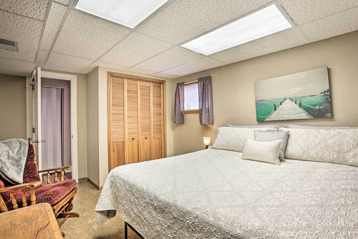 Centrally Located Sturgis Apt on Main St. w / Garage