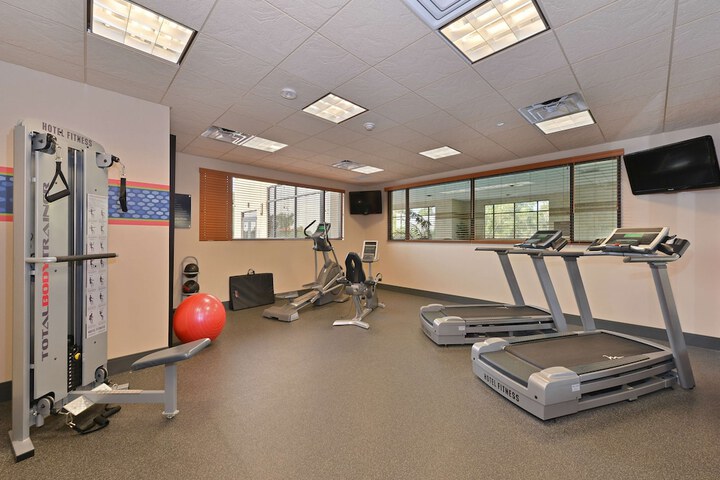 Hampton Inn & Suites Buffalo