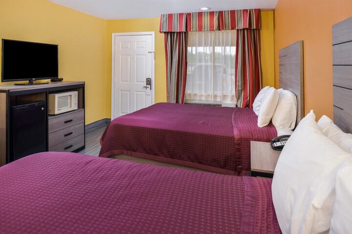 Room 10 of 20