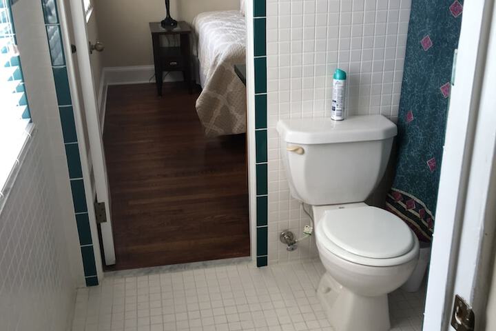 Room 65 of 84