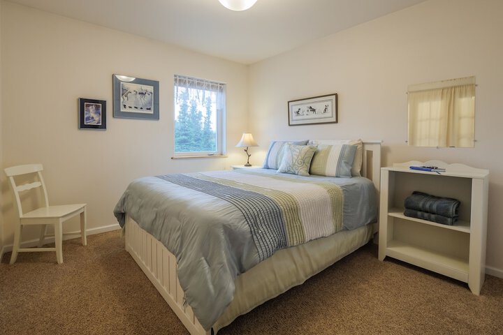 Denali Primrose B & B