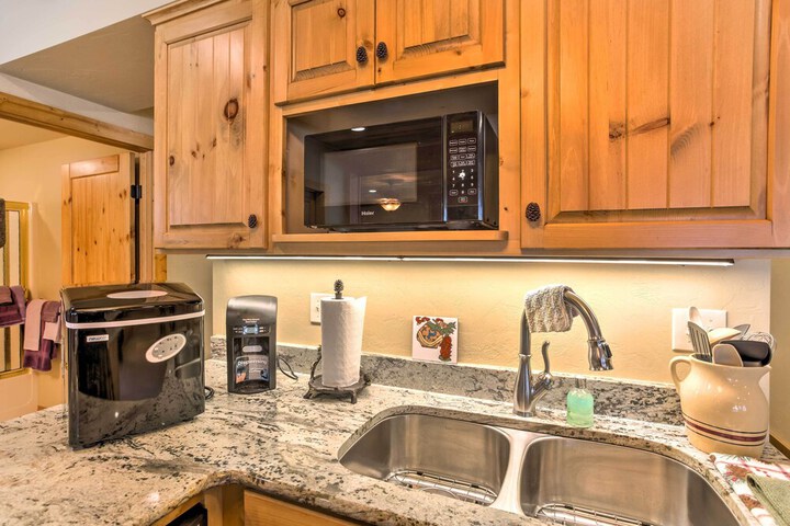 Cozy Buena Vista Apartment 4 Mi to Main Street!