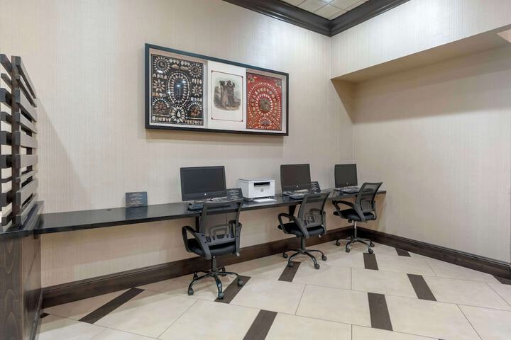 Business Center 50 of 52