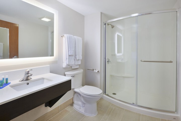 Holiday Inn Express Tiffin by IHG