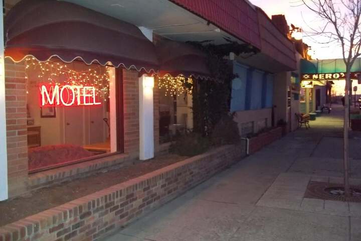Hotel 9 of 62