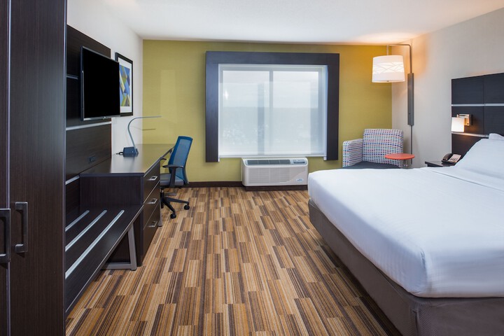 Room 30 of 42