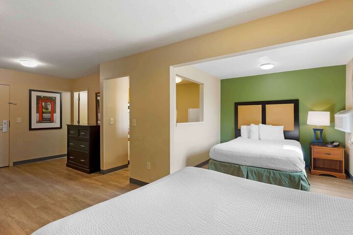 Room 20 of 23