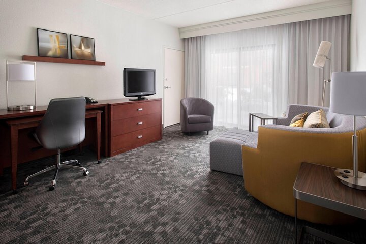 Room 7 of 22