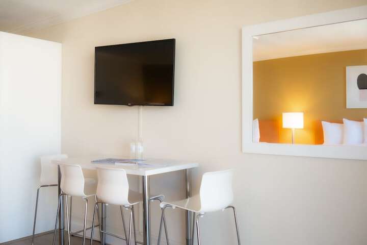 Room 92 of 161