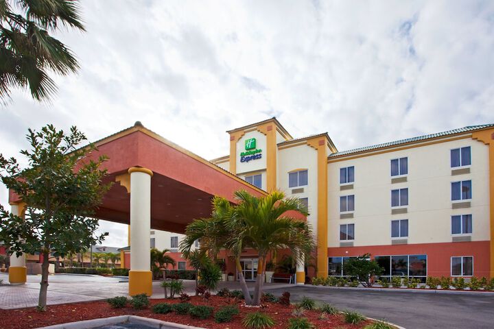 Hotel 6 of 54