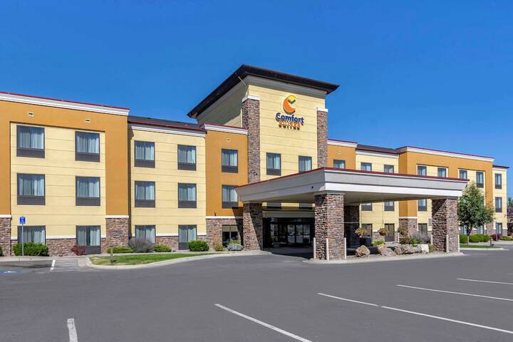Comfort Suites Helena Airport