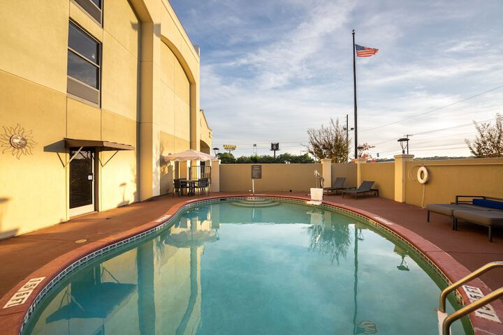 Pool 7 of 52