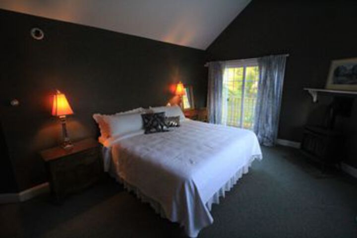 Green River Inn