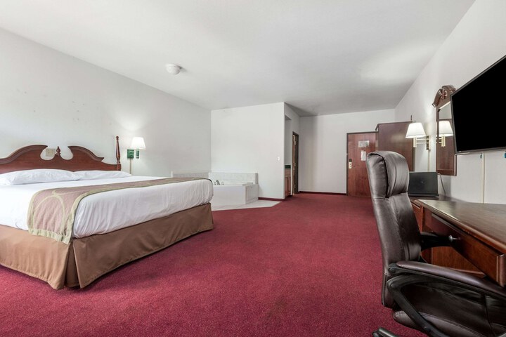 Room 19 of 24