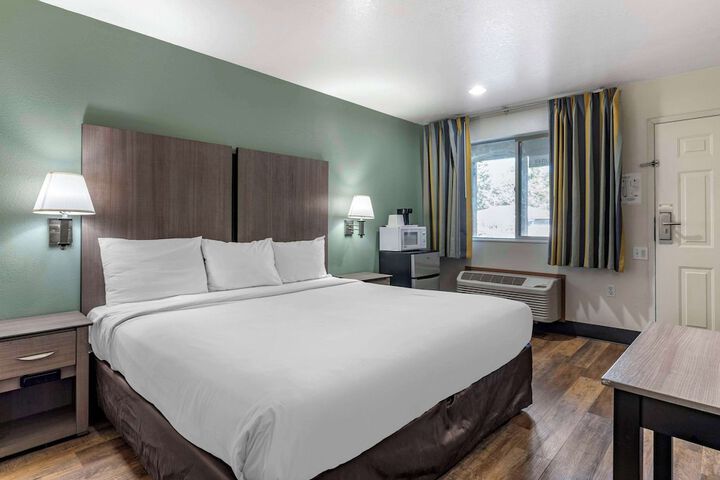 Room 21 of 24
