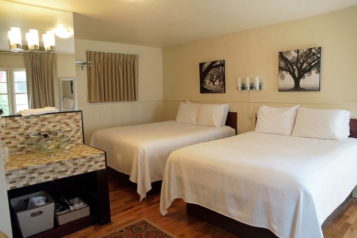 Room 16 of 40