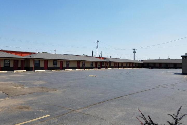 Budget Inn