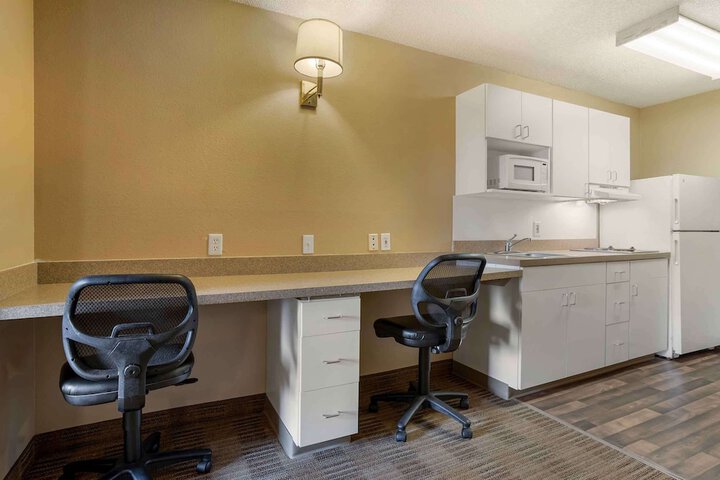 Extended Stay America Select Suites - Houston - Sugar Land